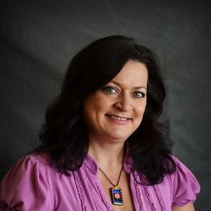 Meet your Posher, Niki